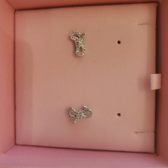 NEW IN BOX NEVER WORN Swarovski Lifelong Bow set blue crystal - Picture 5 of 8